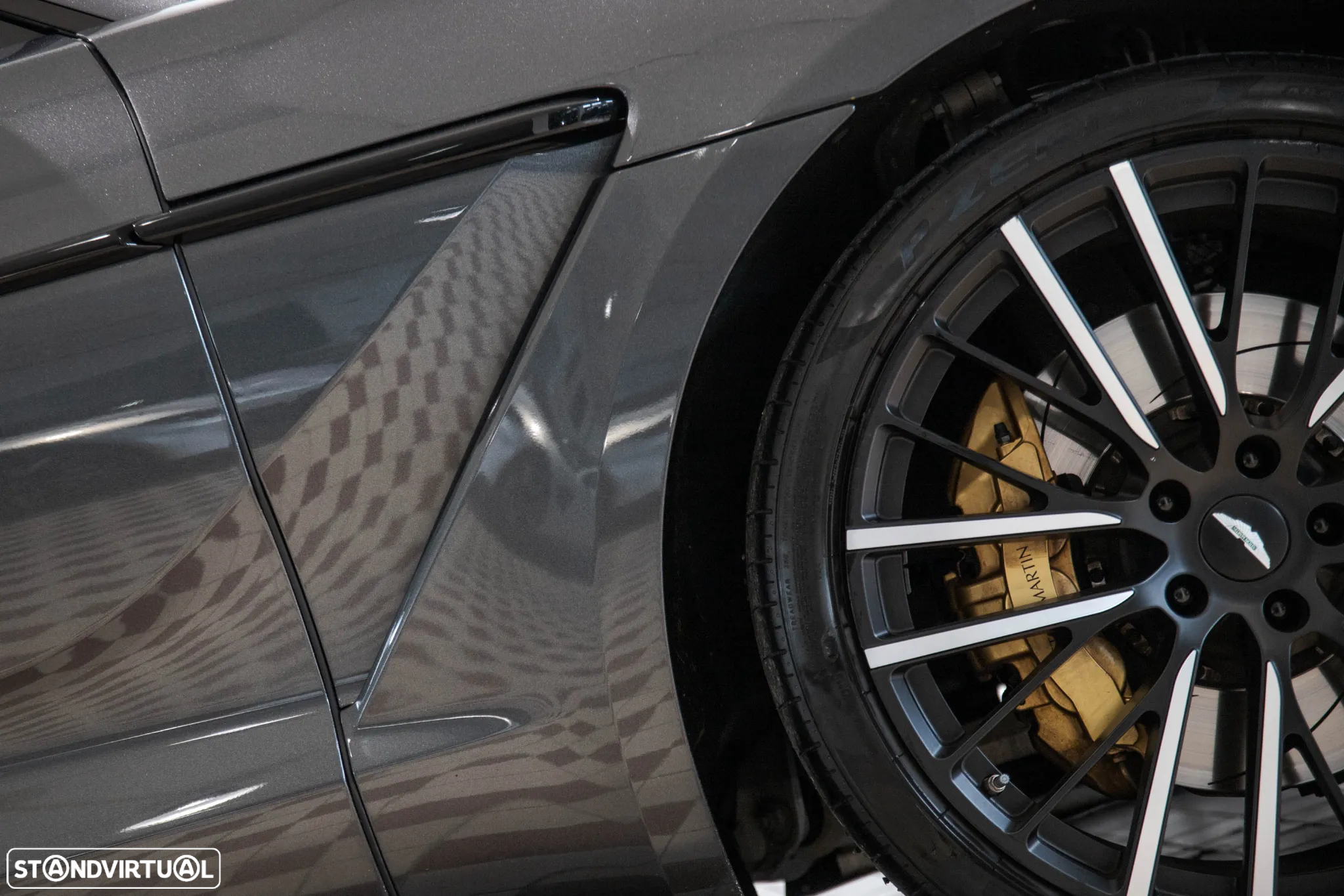Aston Martin DBX Standard - 9