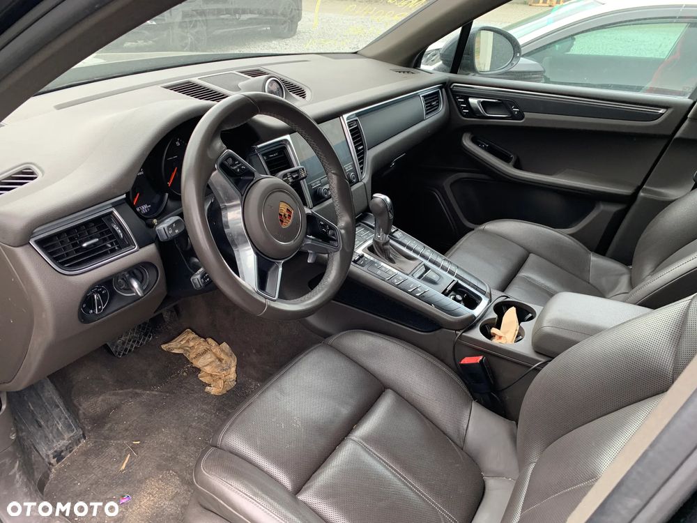Porsche Macan PDK - 12