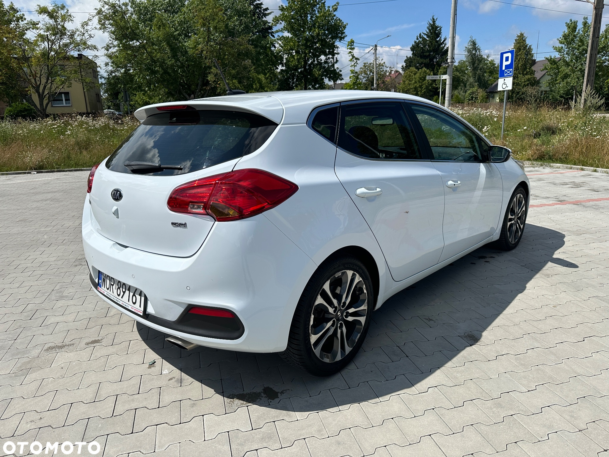Kia Ceed 1.6 CRDi 128 Vision - 11