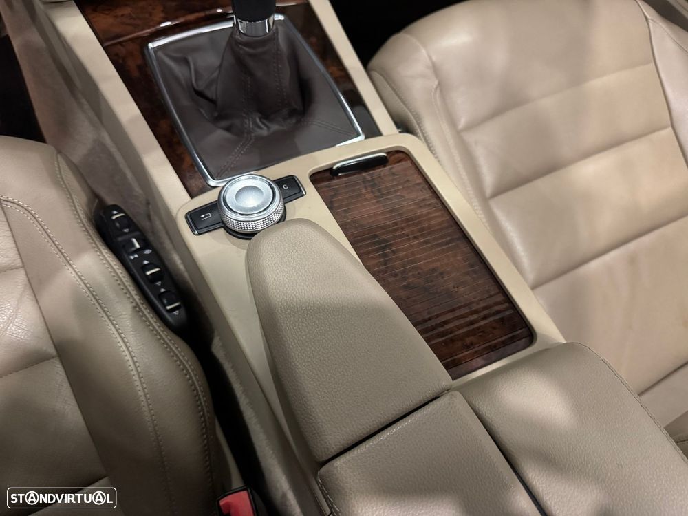 Mercedes-Benz E 220 CDi Avantgarde BlueEfficiency - 43