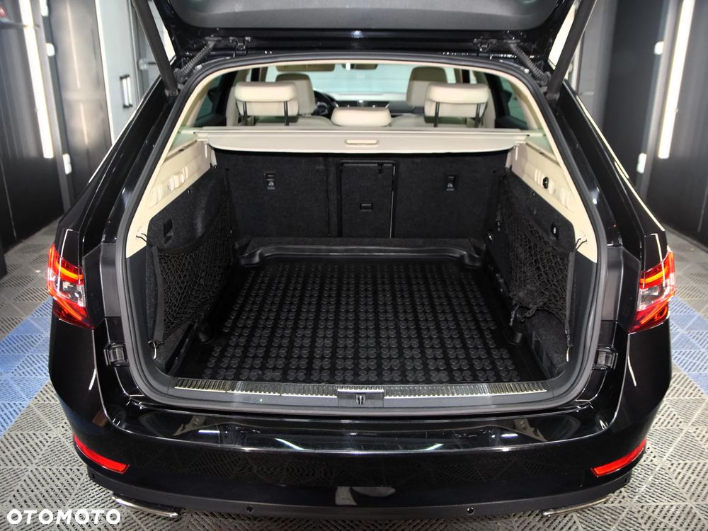Skoda Superb 2.0 TSI 4x4 L&K DSG - 14