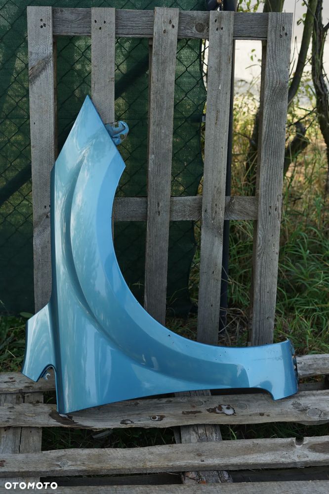 Błotnik przód przedni prawy Ford Focus Mk.2 Lift T7