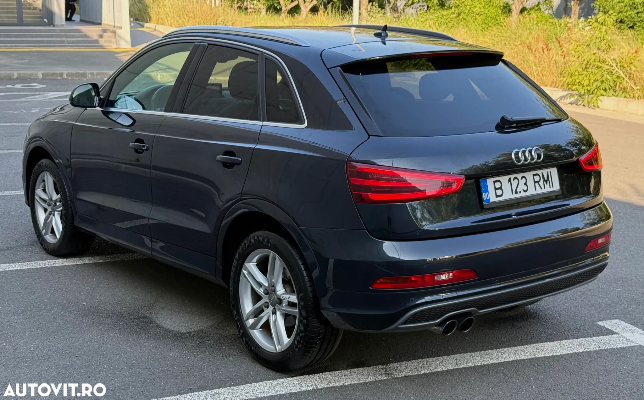 Audi Q3 2.0 TDI Quattro S tronic - 3