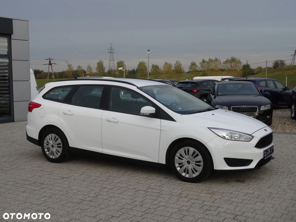 Ford Focus 1.0 EcoBoost 99g Edition Start - 3