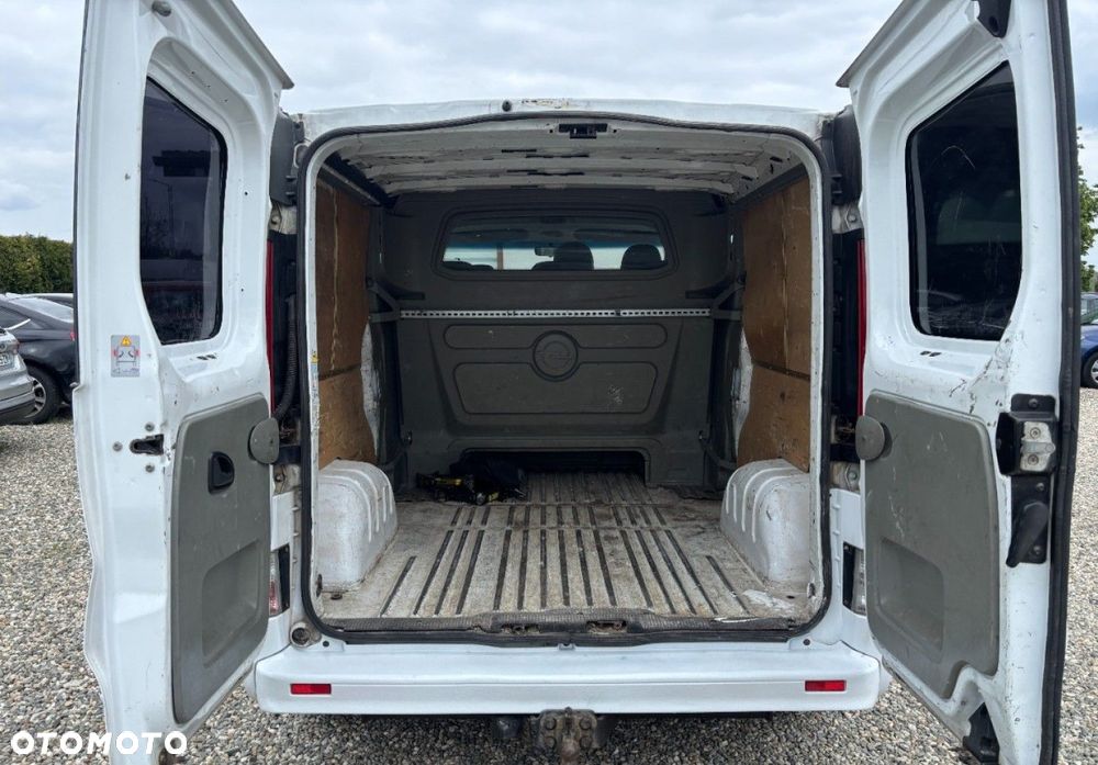 Opel Vivaro - 14