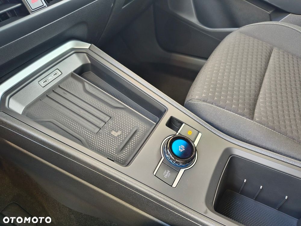 Volkswagen T-Roc 1.5 eTSI Life DSG - 22