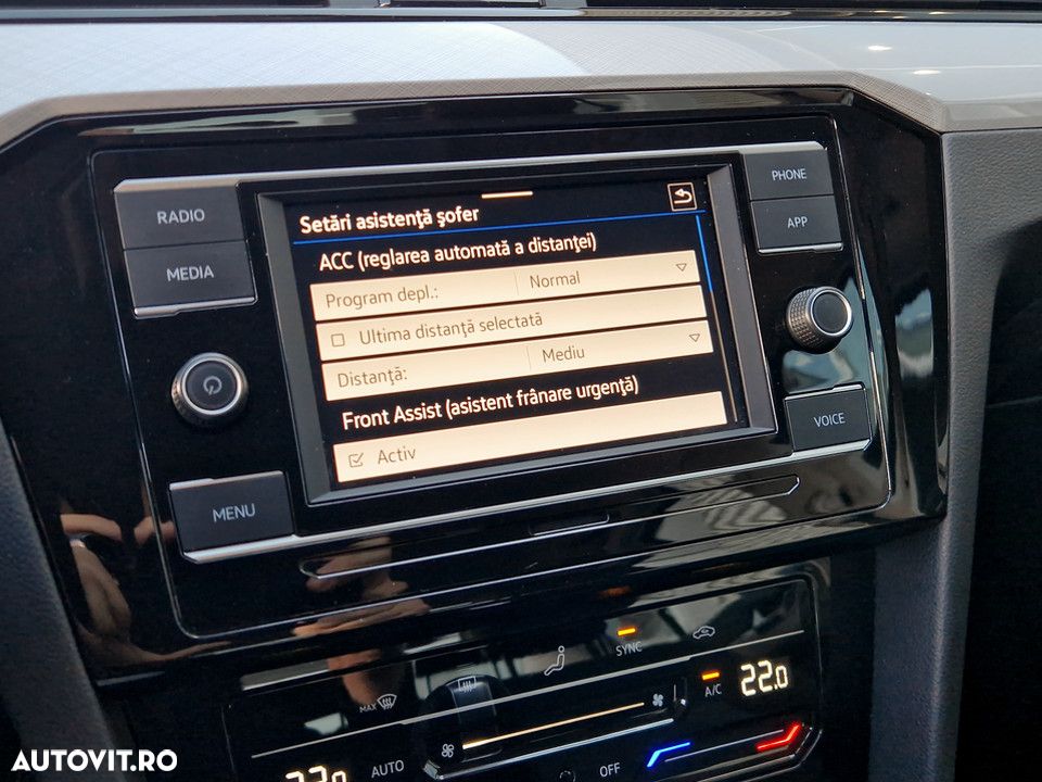 Volkswagen Passat 2.0 TDI SCR DSG Business - 20
