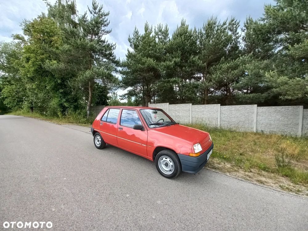 Renault 5 - 17