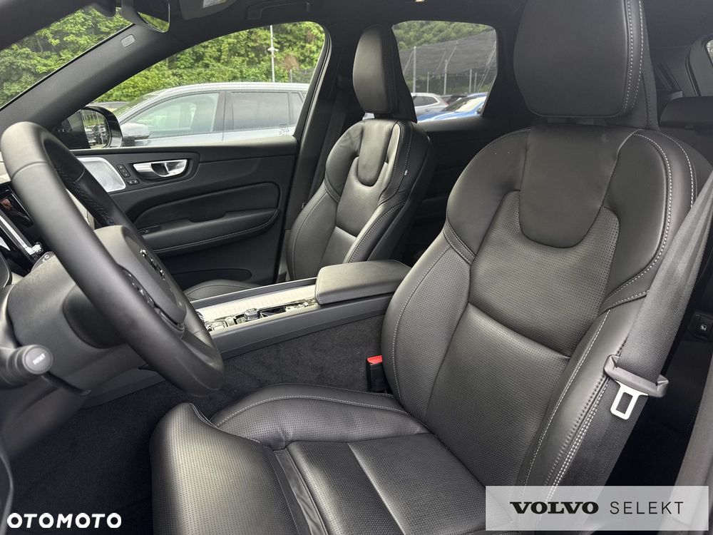 Volvo XC 60 - 21