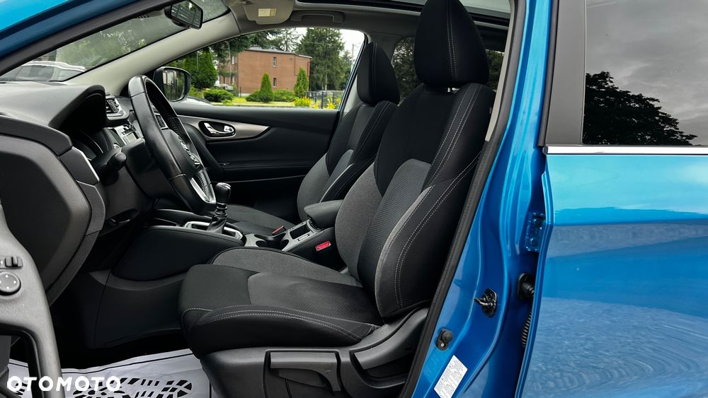 Nissan Qashqai 1.6 DIG-T N-Connecta - 26