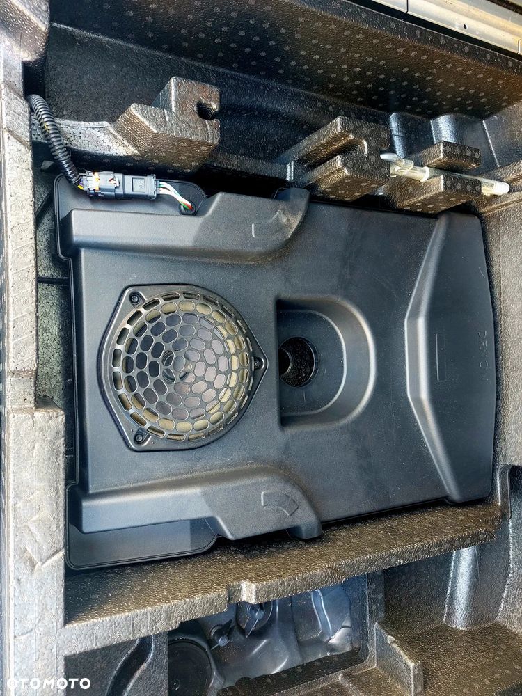 Peugeot 308 1.2 PureTech Allure S&S - 19