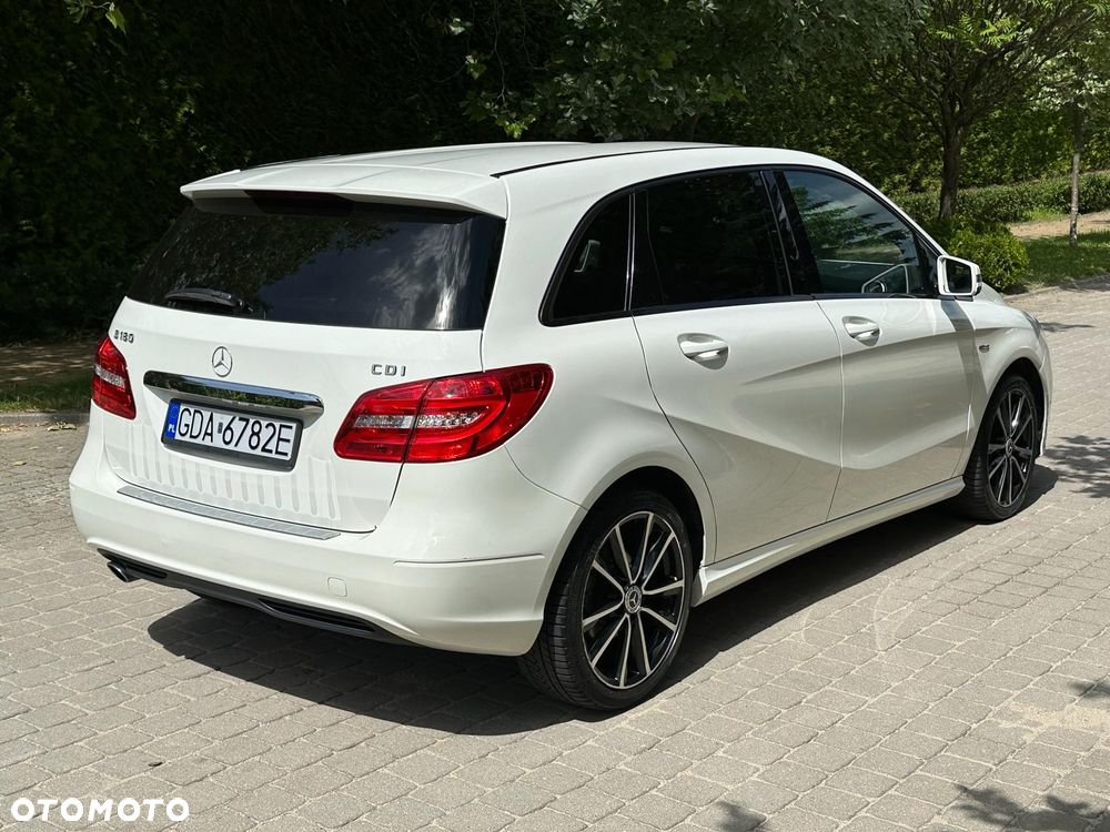Mercedes-Benz Klasa B 180 CDI (BlueEFFICIENCY) - 6