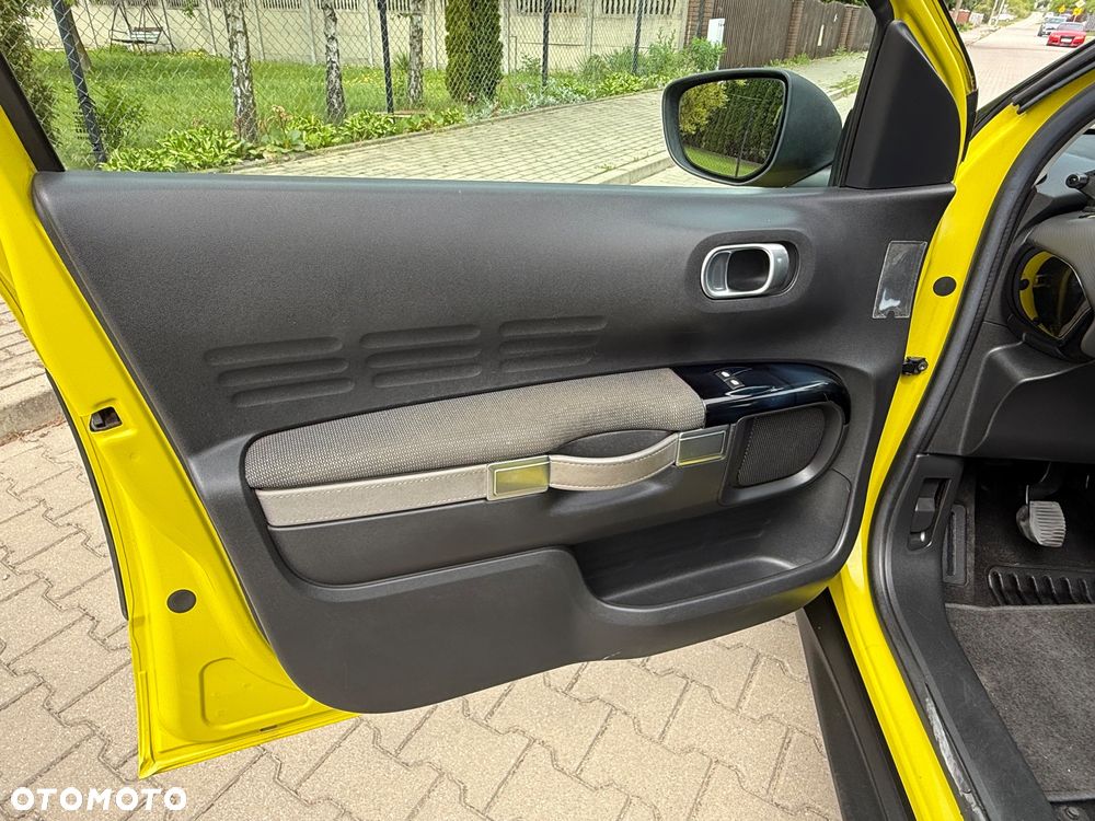 Citroën C4 Cactus BlueHDi 100 Stop&Start Live - 19
