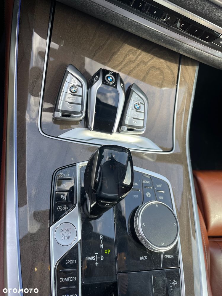 BMW X5 xDrive30d xLine - 21