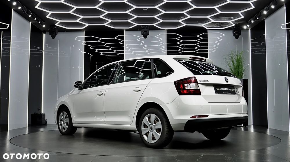 Skoda RAPID 1.0 TSI Active - 6