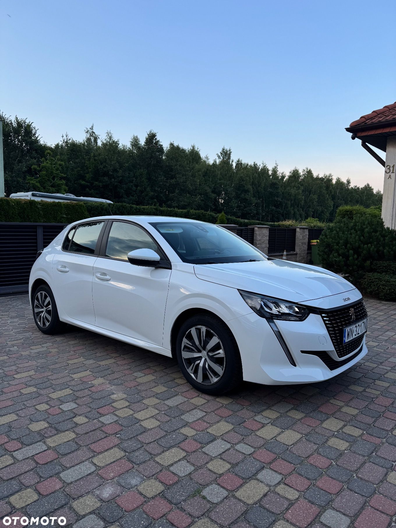 Peugeot 208 1.2 PureTech Active S&S - 1