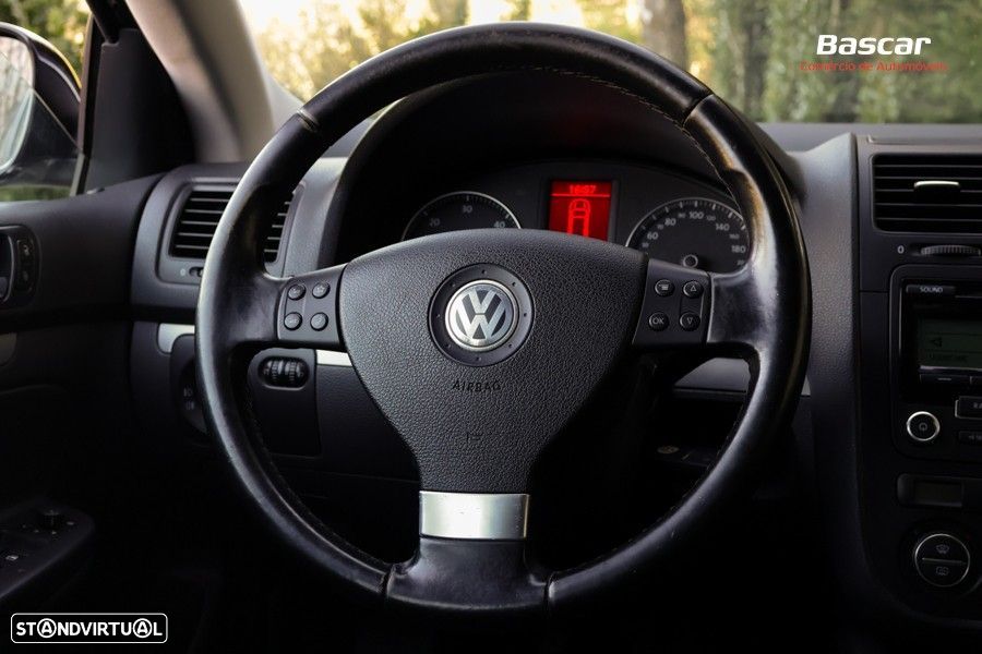 VW Golf Variant 1.9 TDi BlueM Sportline - 23