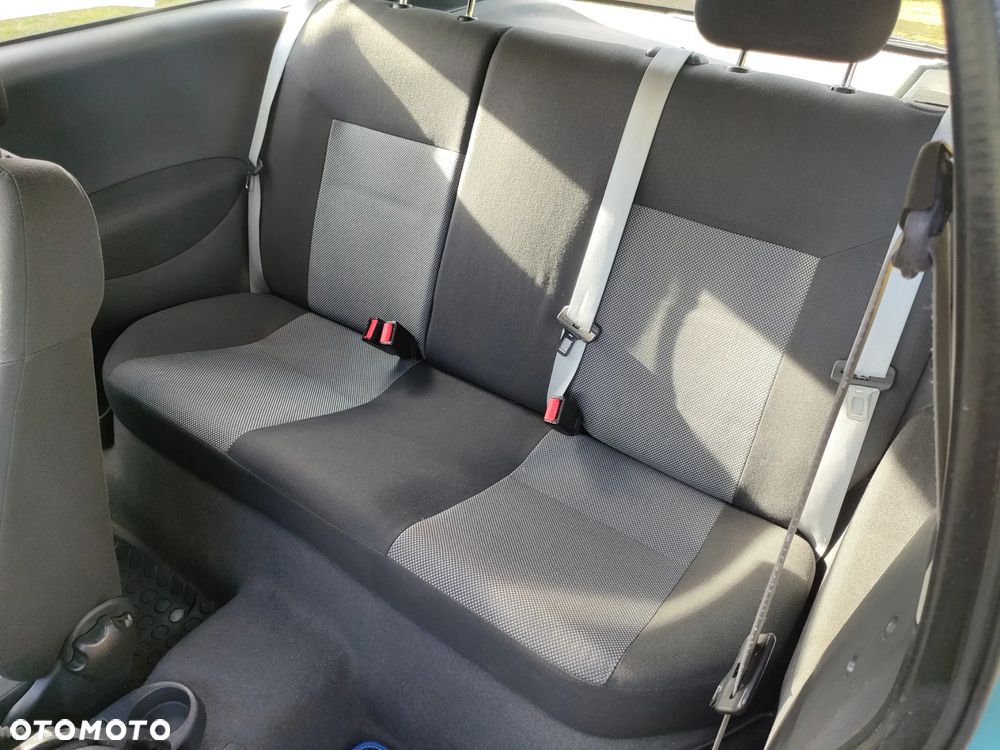 Opel Corsa 1.0 12V Cosmo - 11