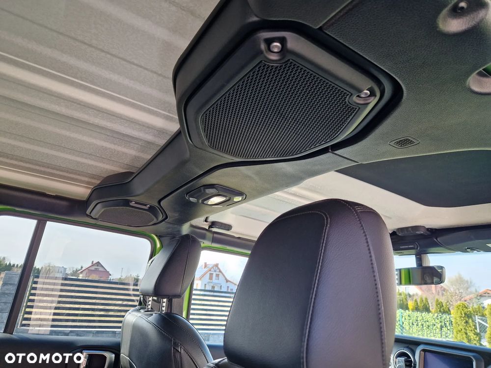 Jeep Wrangler 3.6 Unlim Sahara - 16