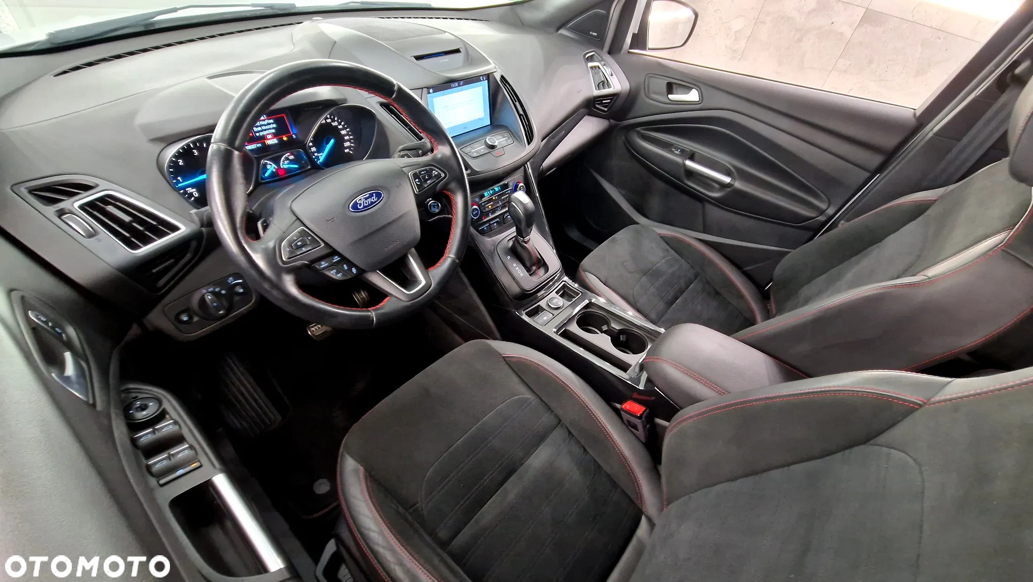 Ford Kuga 2.0 TDCi 4x4 ST-Line - 20