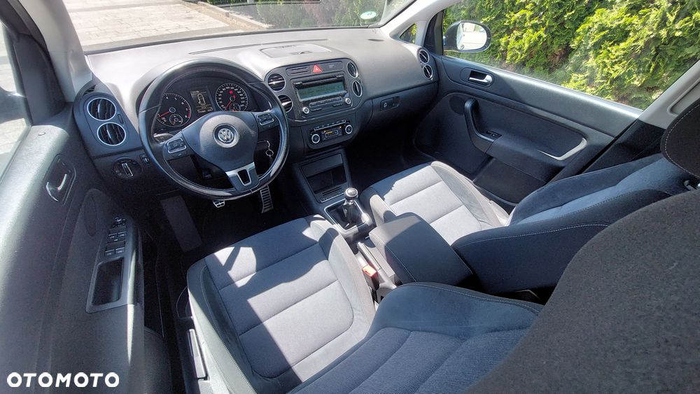 Volkswagen Golf Plus - 12