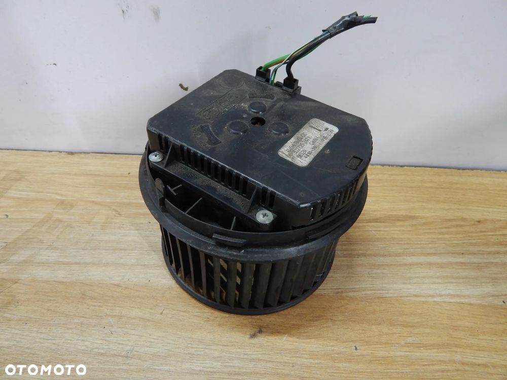 Dmuchawa wiatrak nawiewu Volvo V50 s40 c30 c70 04-14 Łuków części