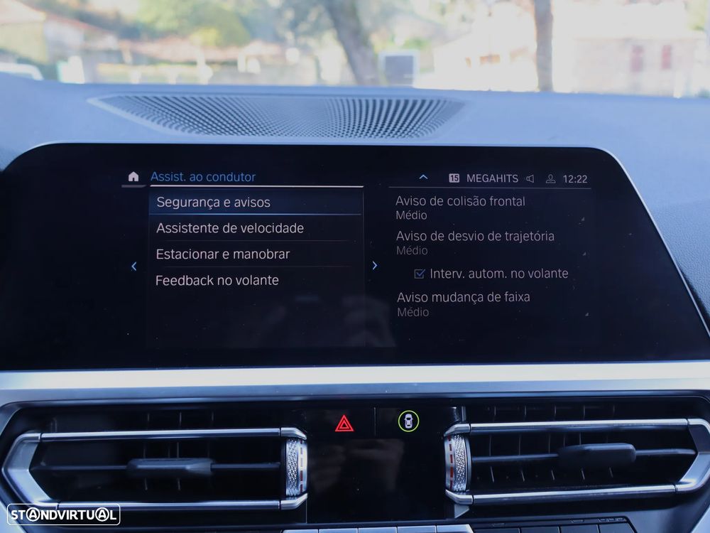 BMW 330 e Pack M Auto - 26