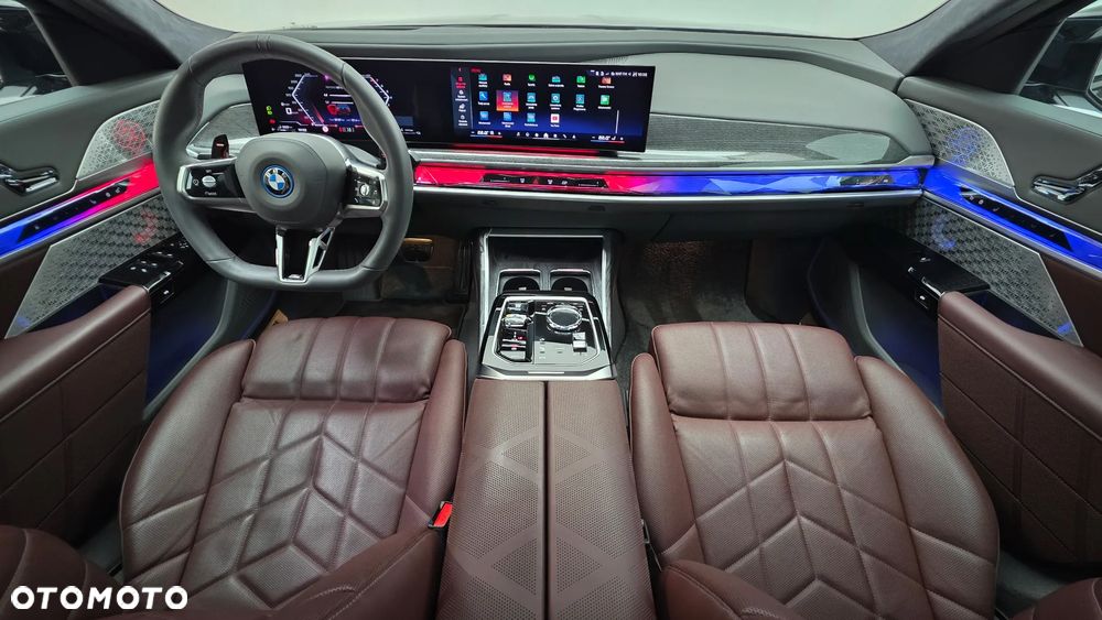 BMW Seria 7 M760e PHEV xDrive sport - 25