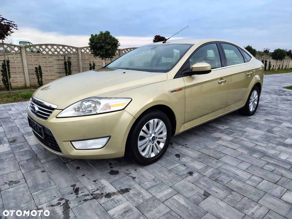 Ford Mondeo 2.0 Ghia X100 / X - 1