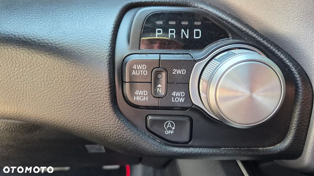 RAM 1500 Crew Cab Longbed Laramie - 17