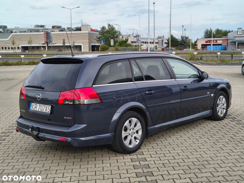 Opel Vectra 1.9 CDTI Cosmo ActiveSelect - 4