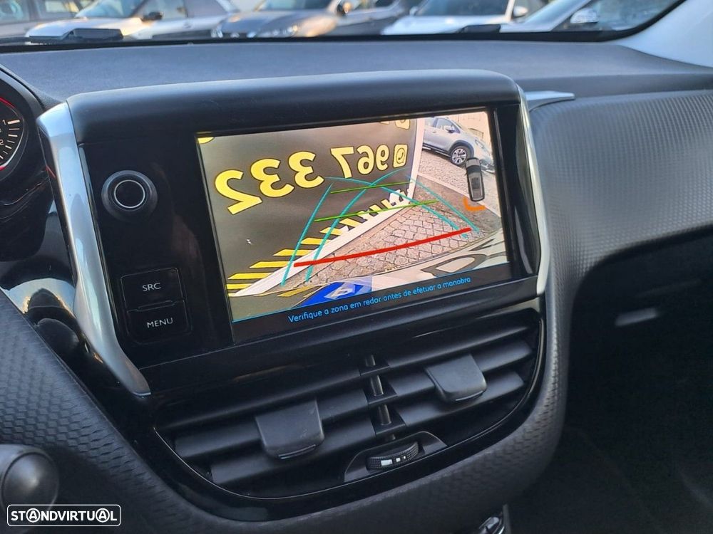 Peugeot 2008 1.2 PureTech GT Line - 19