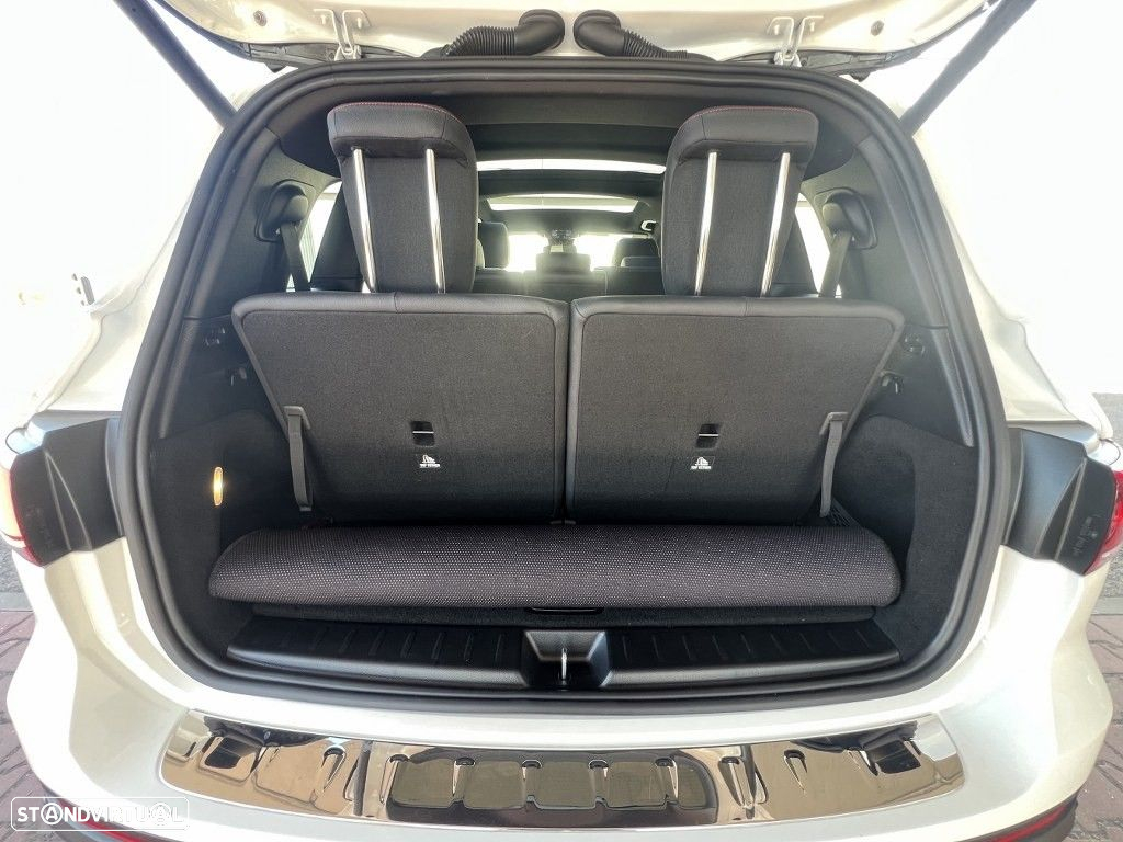 Mercedes-Benz GLB 180 d AMG Line - 27