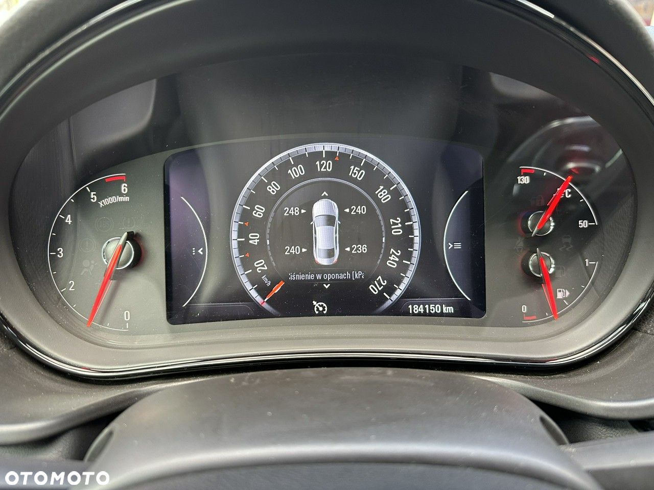 Opel Insignia - 38