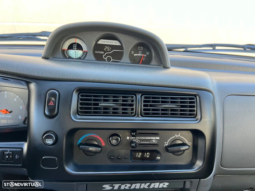 Mitsubishi L200 2.5 TD Strakar ABS CD - 24