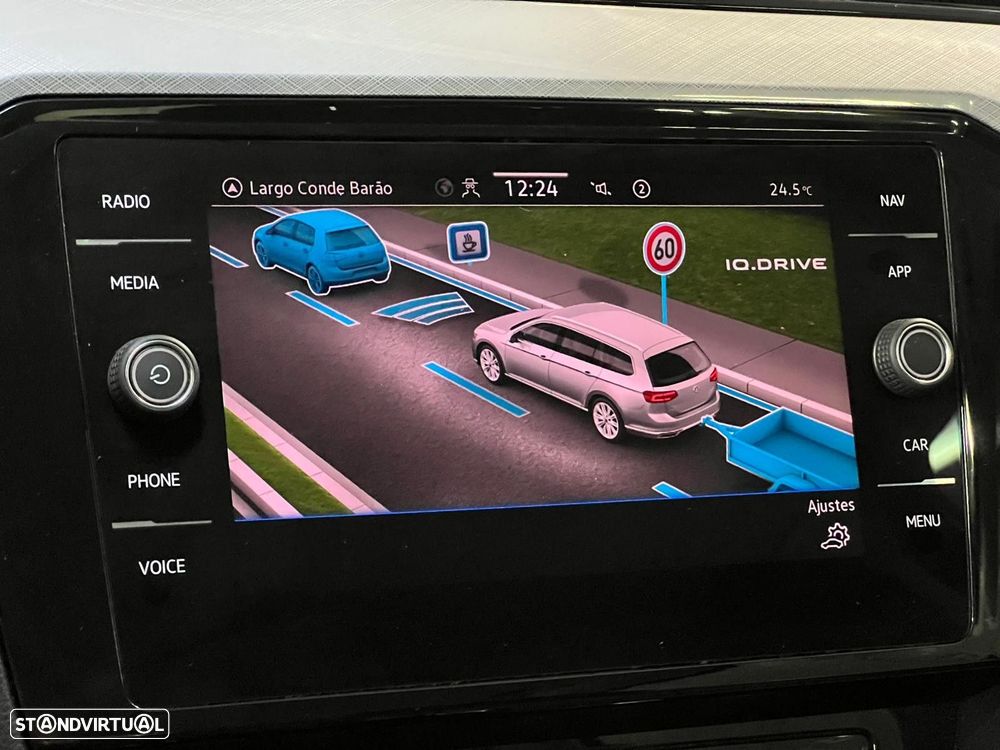 VW Passat Variant 2.0 TDi Business DSG - 15