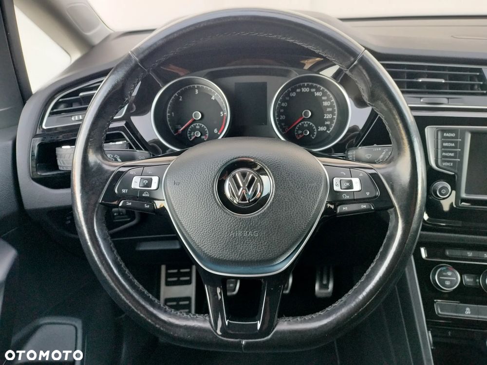 Volkswagen Touran 1.6 TDI SCR (BlueMotion Technology) SOUND - 13