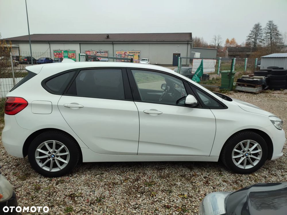 BMW Seria 2 218i - 26