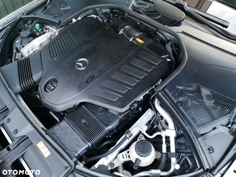 Mercedes-Benz Klasa S 580 e PHEV 4-Matic 9G-TRONIC - 31