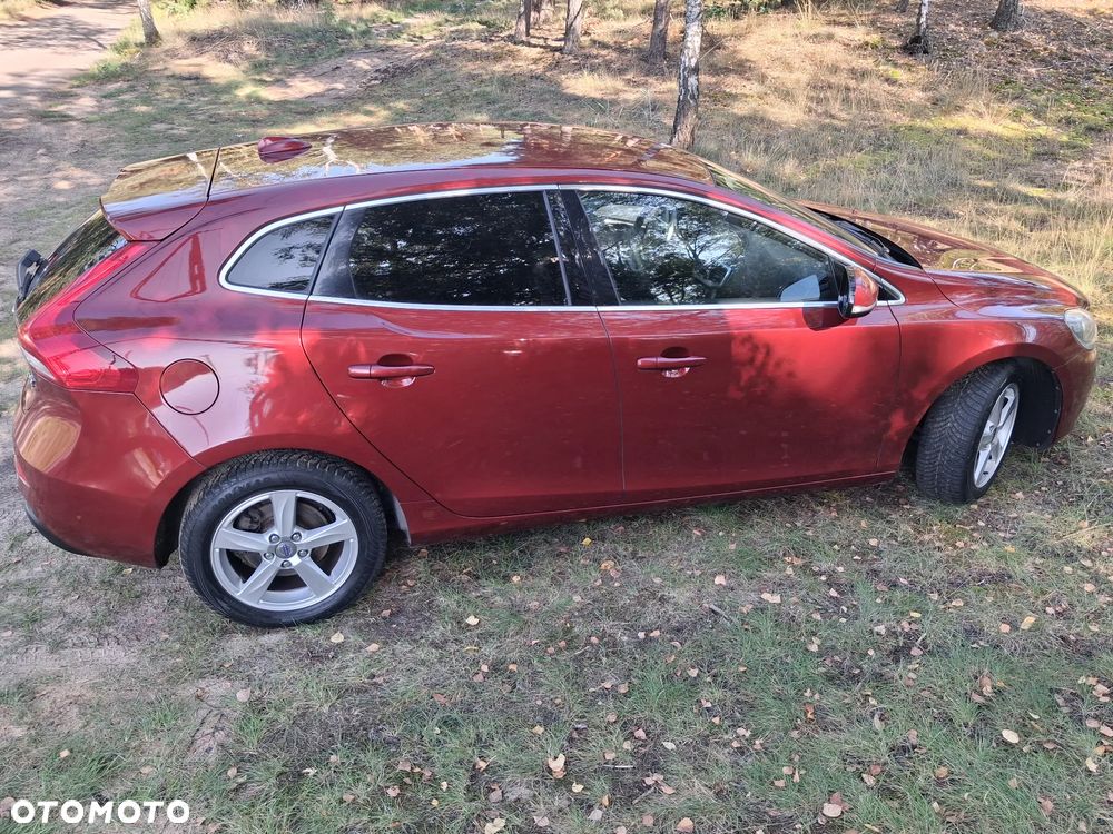 Volvo V40 D2 Momentum - 14