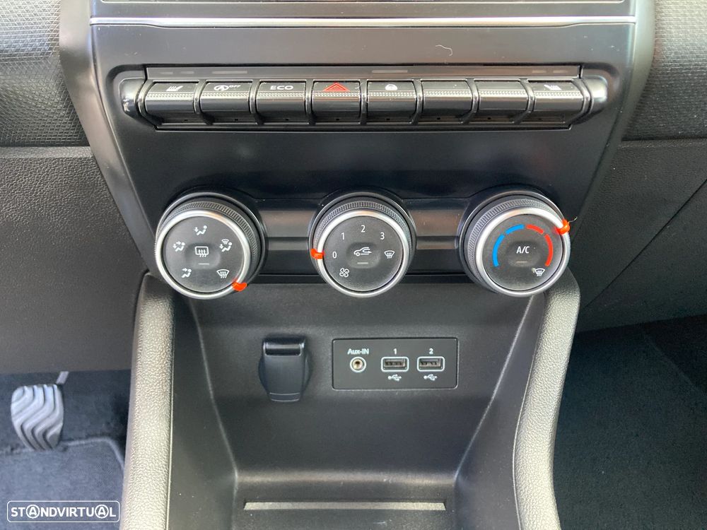 Renault Clio TCe 100 EXPERIENCE - 23