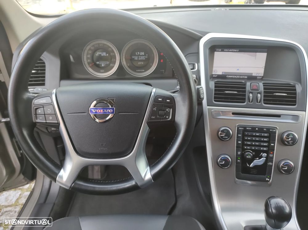 Volvo XC 60 2.0 D3 Drive Momentum Start/Stop - 21