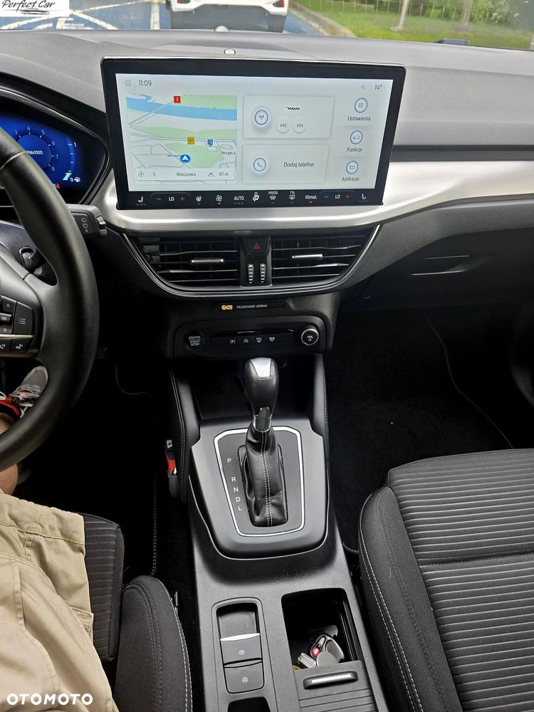 Ford Focus SW 1.0 EcoBoost Hybrid TITANIUM X - 17
