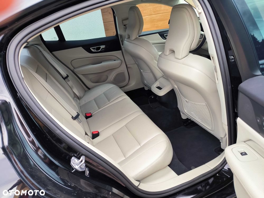 Volvo S60 - 6