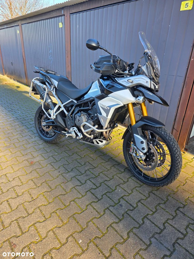 Triumph Tiger - 12