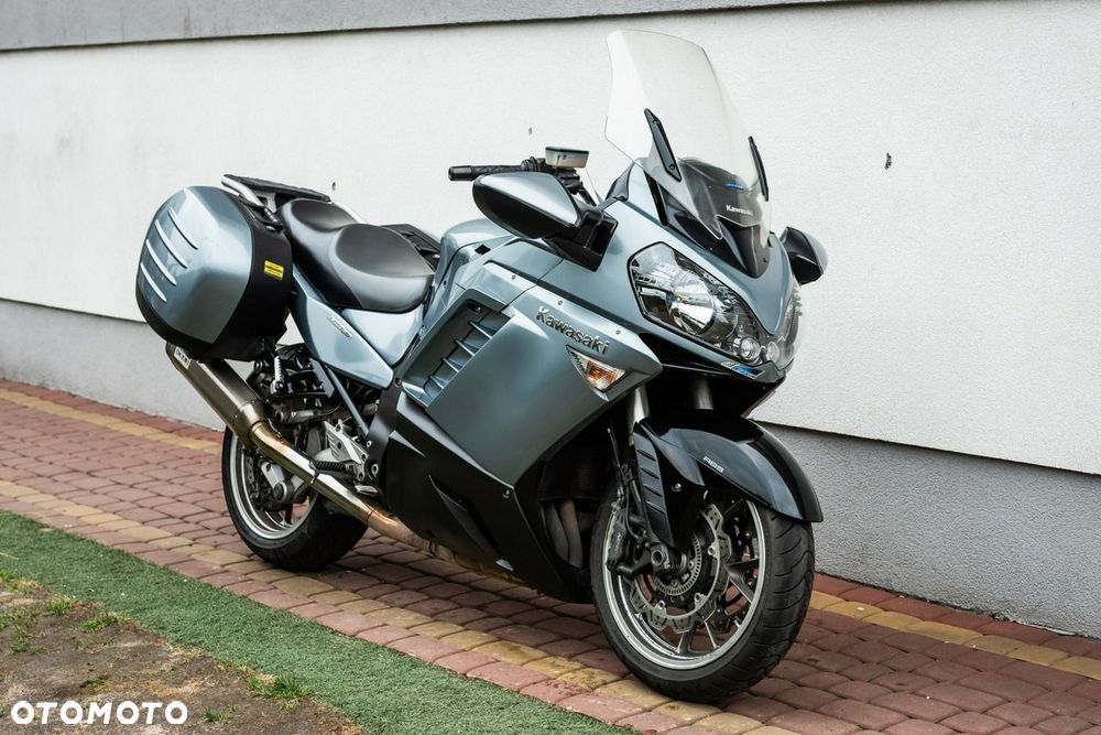 Kawasaki GTR - 1