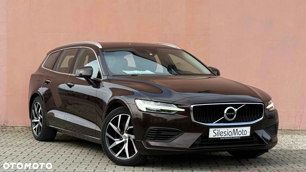 Volvo V60 T6 AWD Recharge Core - 1
