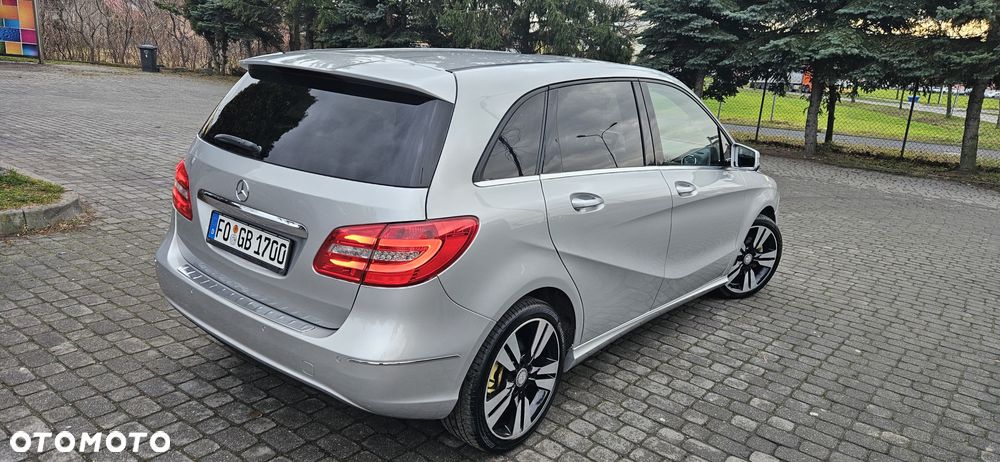 Mercedes-Benz Klasa B 200 (BlueEFFICIENCY) 7G-DCT - 14