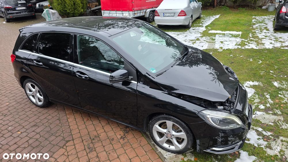 Mercedes-Benz Klasa B 200 7G-DCT Edition - 13