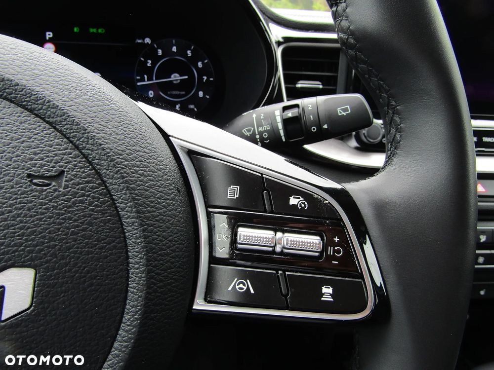 Kia XCeed 1.5 T-GDI Business Line DCT - 13